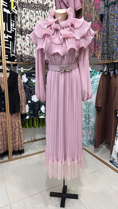 Продается платья