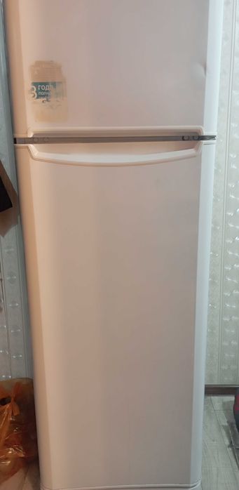 Холодильник Индезит