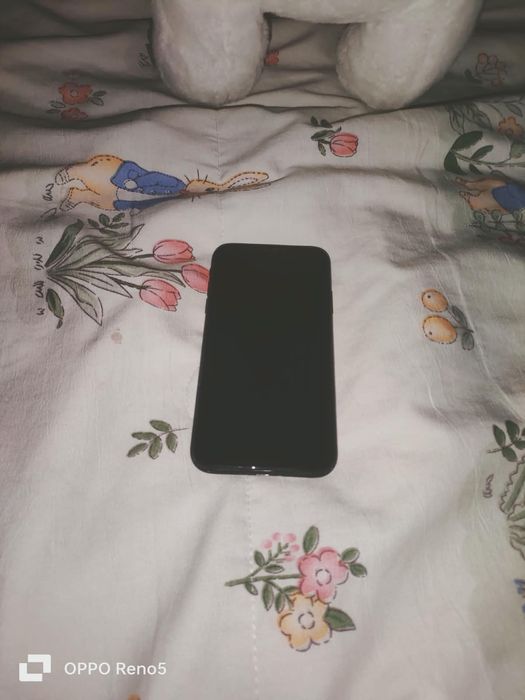 Продам Iphone xr