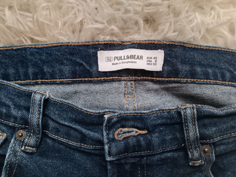 Джинсы Pull and Bear темно-синие