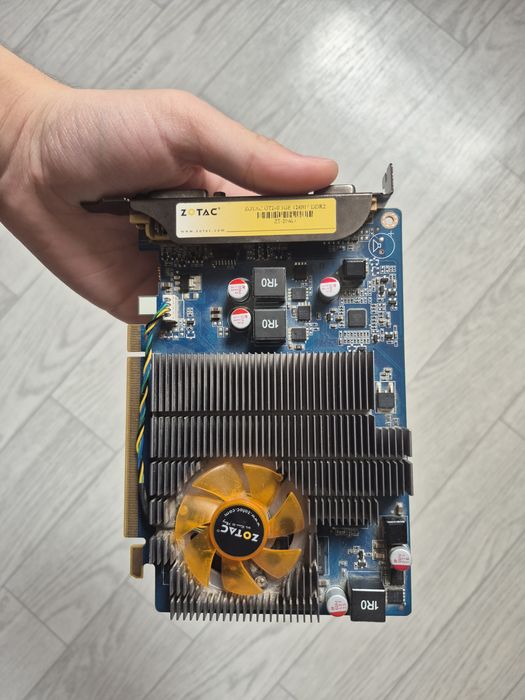 Видеокарта zotac