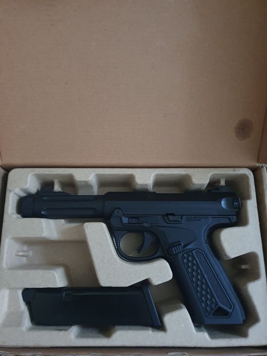 Pistol airsoft AAP01 GBB