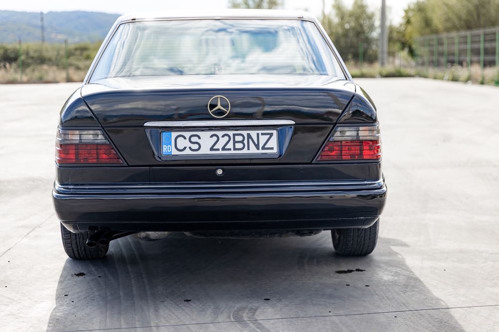 MERCEDES-BENZ E-Class 0 — imagine 4