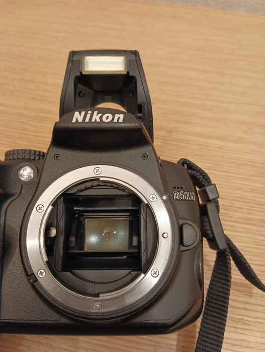 Камера Nikon D5000 крутой комплект