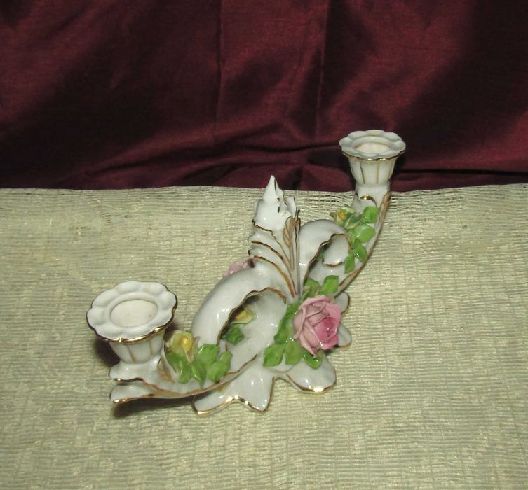 Порцеланов двоен свещник Dresden