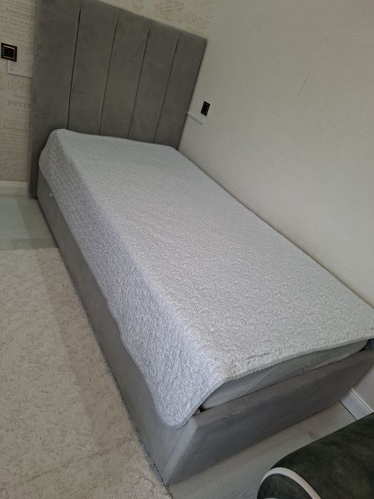 Продам кровать 1,5 спальный