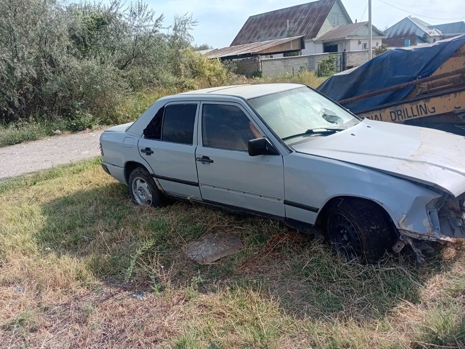 Мерседес 124 сатылады