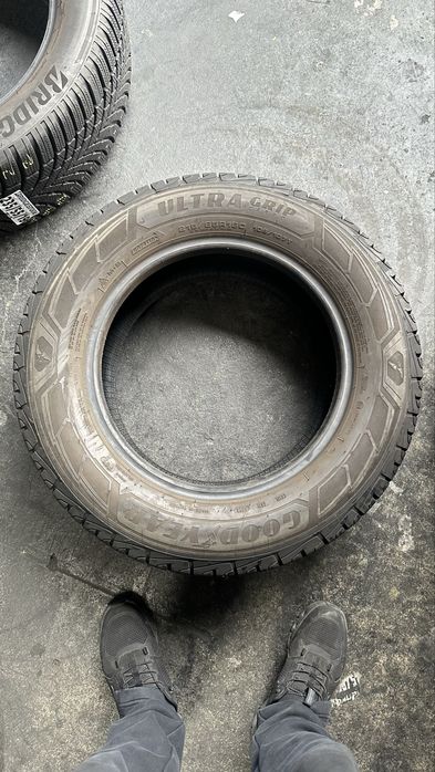 215/65/16c goodyear 2023
