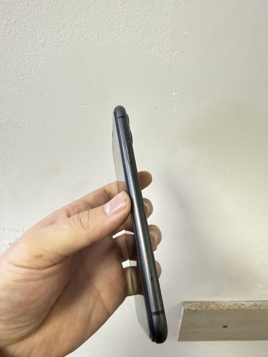 Iphone 11   128 гб