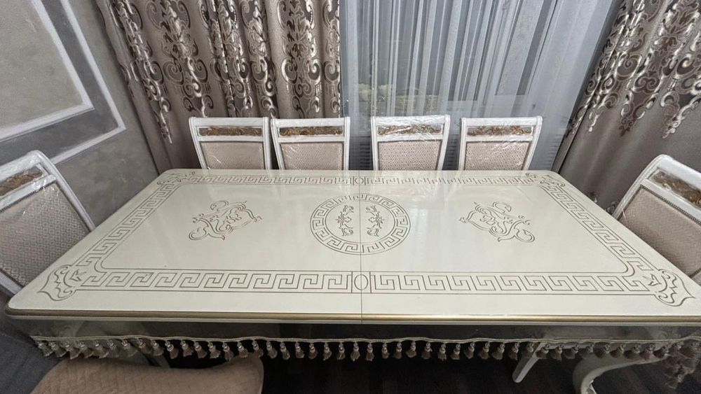 Стол со стульями (8 стульев) из дуба