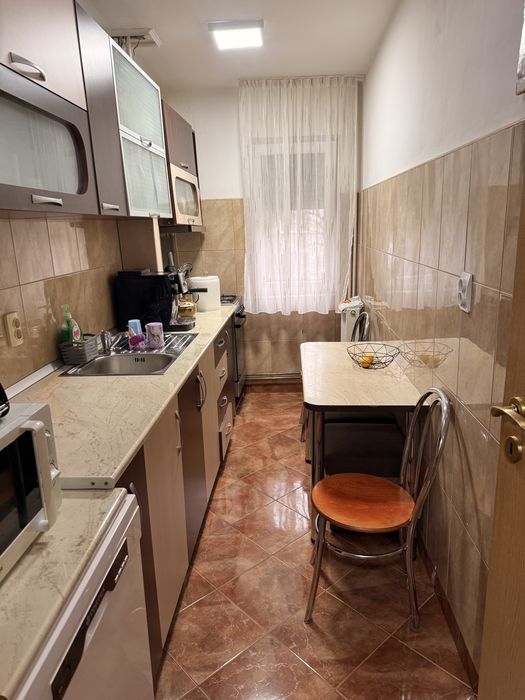 De vânzare – Apartament 3 camere, semidecomandat – Vlaicu, Zona Lebăda