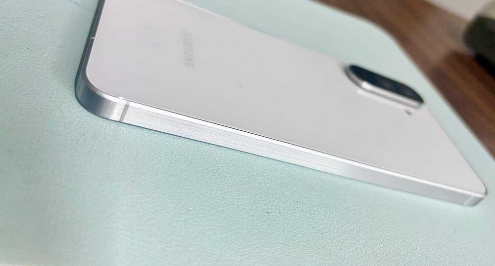 Samsung A56 5G impecabil 128 GB/ 8 GB ram