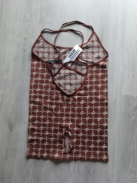 Нов гащеризон Urban Outfitters M