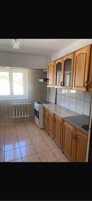 DE VÂNZARE – Apartament 3 camere, Zona Nord – Calea lui Traian