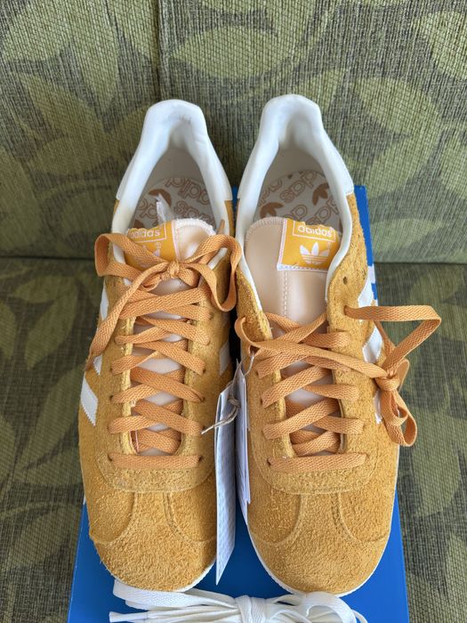 Нови велурени маратонки Adidas Gazelle originals