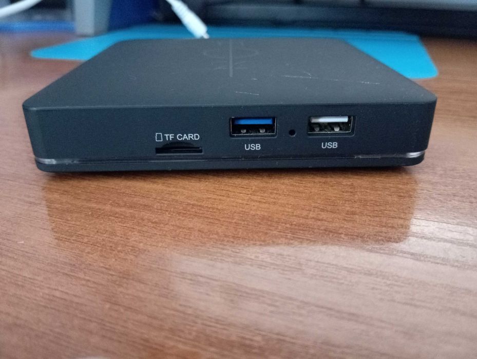 TV BOX EON IPTV Android приемник
