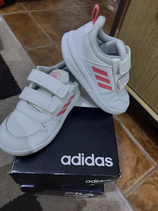 Incaltaminte pentru fete