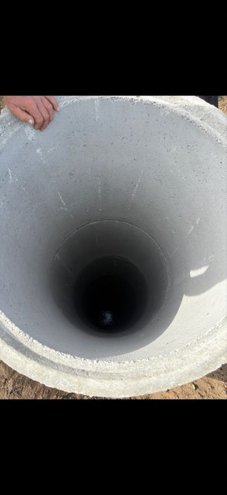 Foraje fantani , diametru 1 m