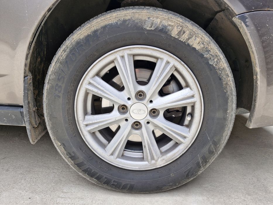 185/70R14 Delinte DH2 шины 4шт