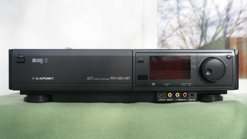 Video recorder S-VHS Blaupunkt RTV-950 (Panasonic NV-FS200)