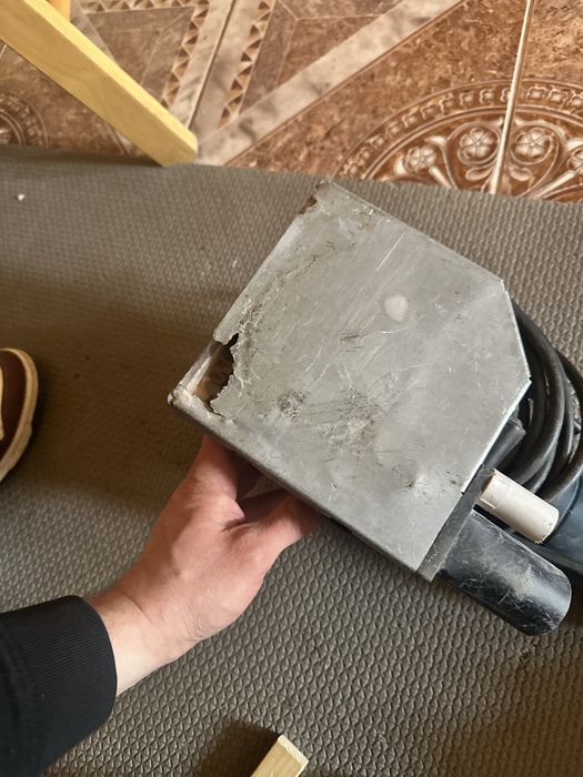 Vand freza de canelat/scos geamuri BePo  de la bosch