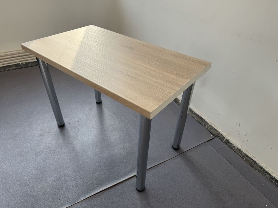 Masa de bucatarie 103 x 60 noua !