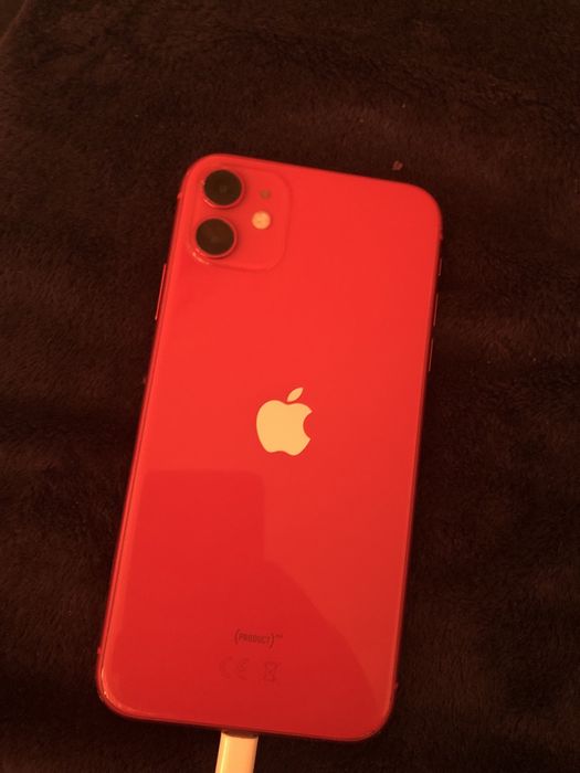 Vand iphon 11 red. 64G