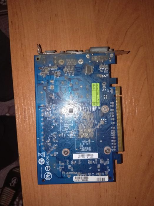 Gigabyte GeForce GT 220.