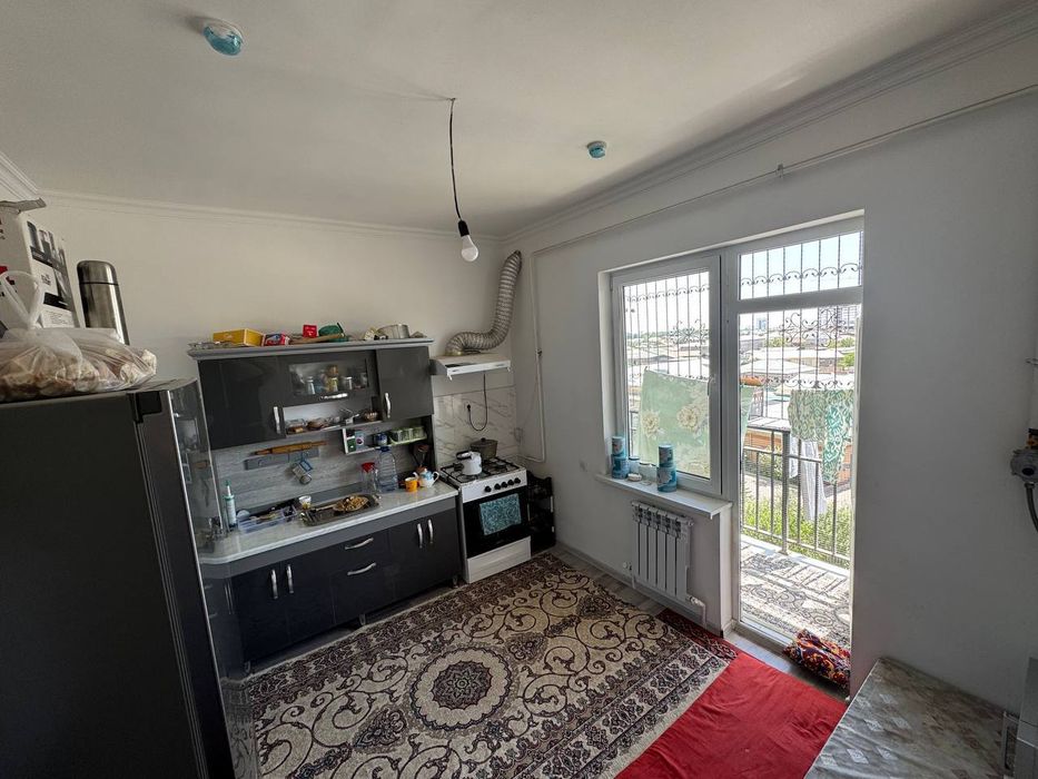 Yashnabod tumani olmos mahalla 3/5/16 srochna sotiladi