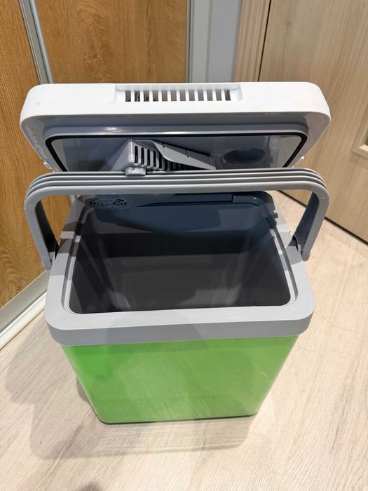 Хладилнa чанта Severin KB2922   230/12v  , 20л, топло студенo