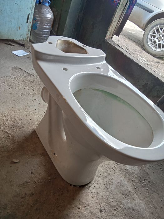 Продам унитаз б/у