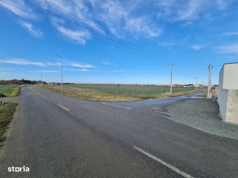 Teren de Vânzare Vladimirescu 7200 mp,2 fronturi stradale,218m.liniari
