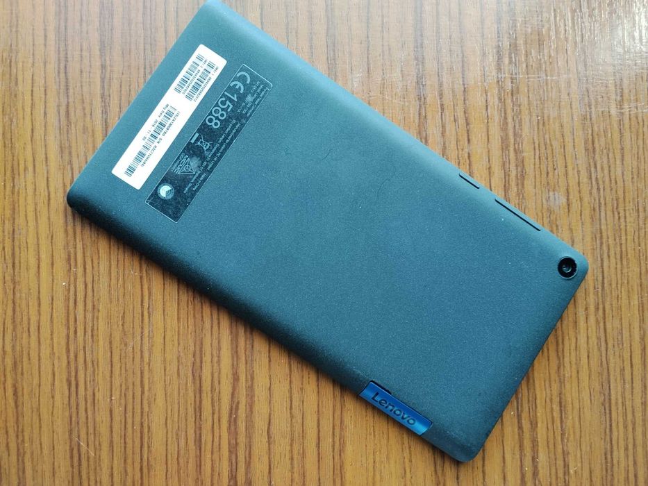Таблет Lenovo TAB3 7