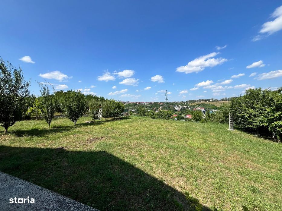 Casa cu Priveliste de Vis! Teren de 2200mp
