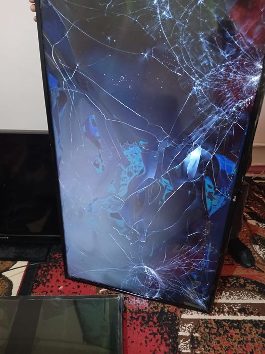 Телевизоры на запчасти