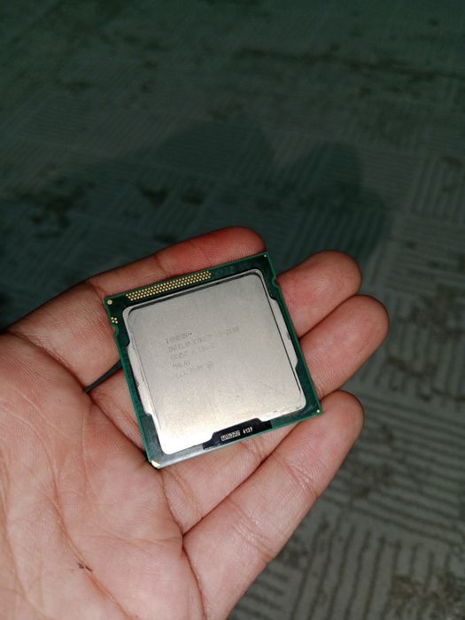 Продам компьютерный комплектующие