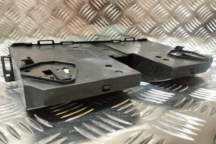 Sertare bord 3c0858407 Volkswagen VW Passat B6