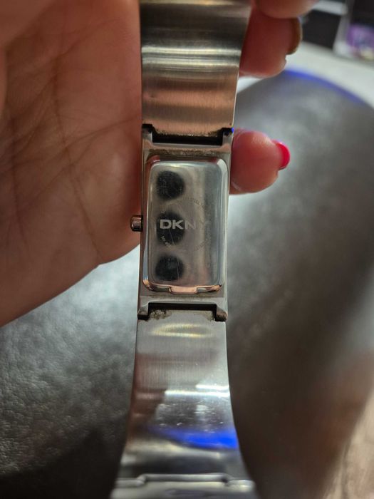 Дамски часовник DKNY