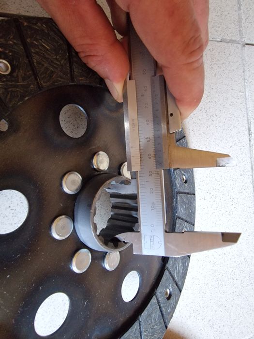 Disc ambreiaj tractor fiat 411.415. Pentru toată gama de tractoare uti