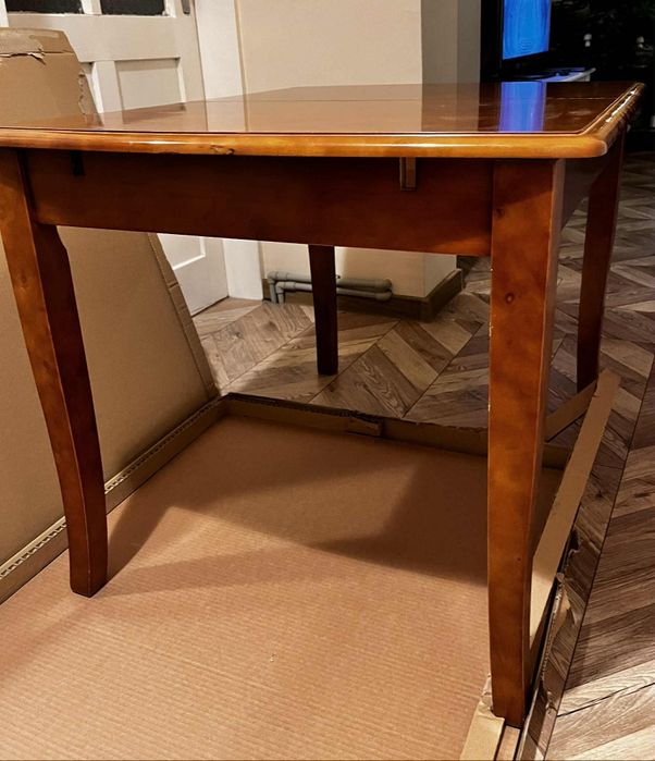 Разтегателна маса