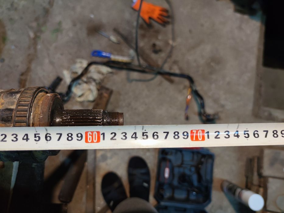 Задна Полуоска БМВ е46 325xi 330d 330xi 330i 325i