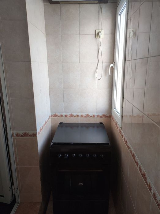 Срочно Продаётся Мирабад 2/7/9 с мебелью техникой ремонт хороший !