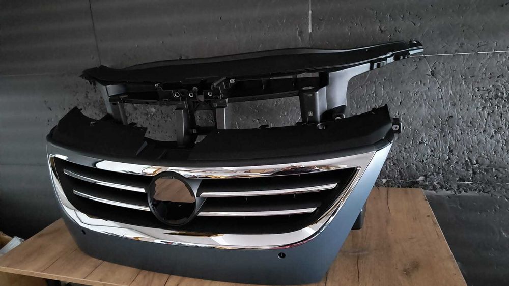 Trager, Grila radiator VW Passat CC 357 08-12 Nou