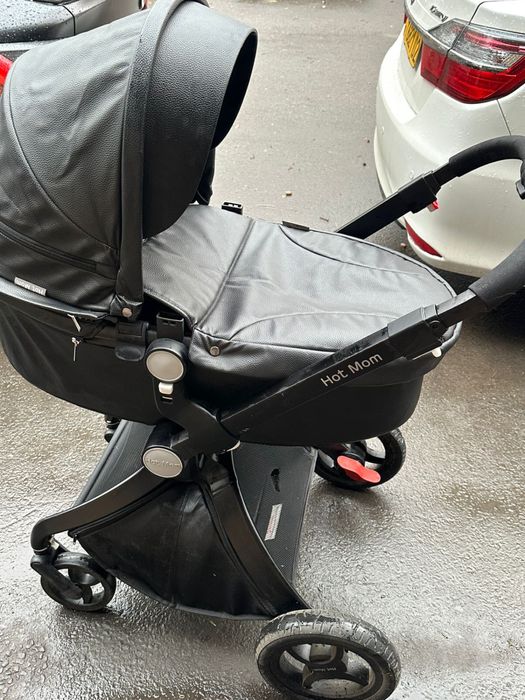 Продам коляску Hot Mom