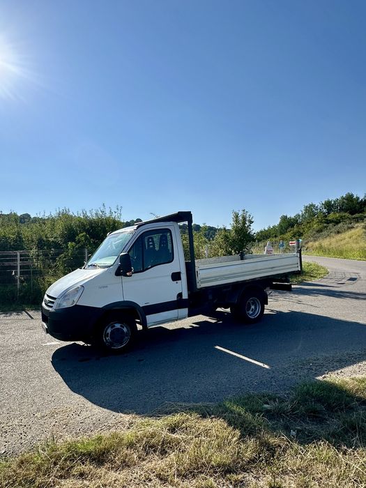 Vand Iveco daily 2007, basculabil pe cutie, trei parti!