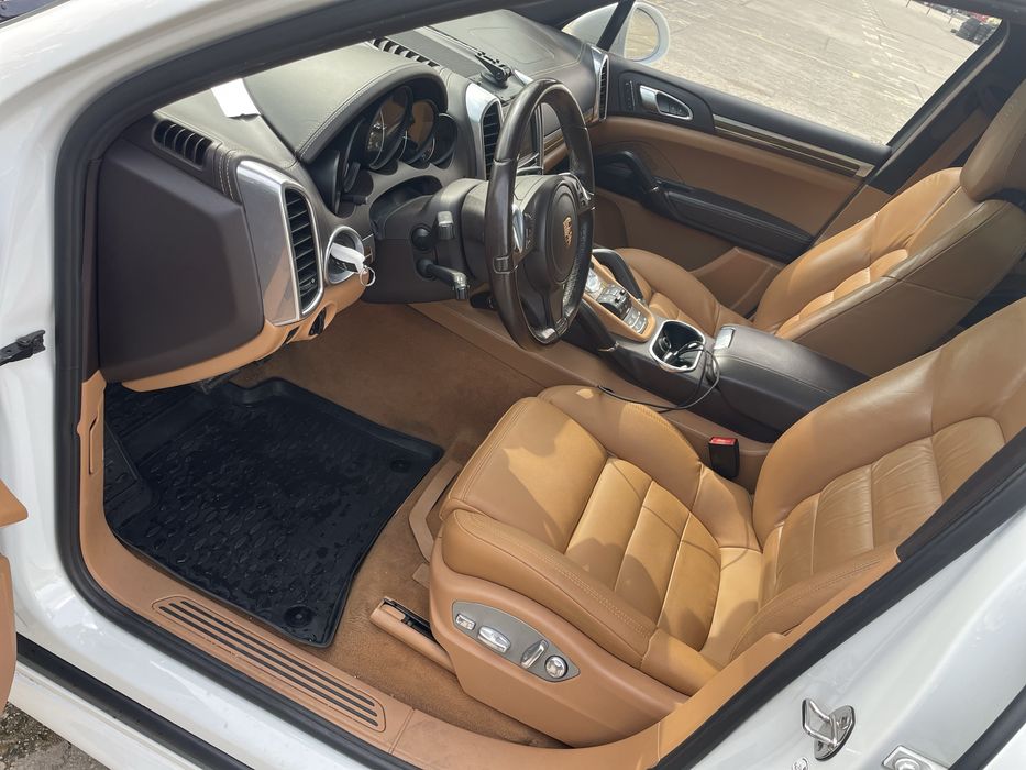 Porsche Cayenne 3.0TDI, 2013, GTS