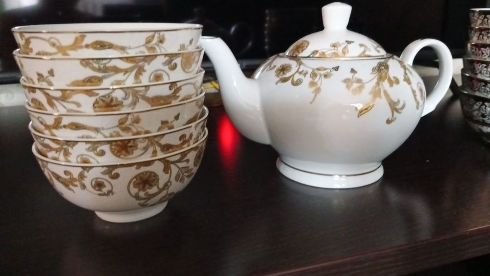 Продам чайный сервиз