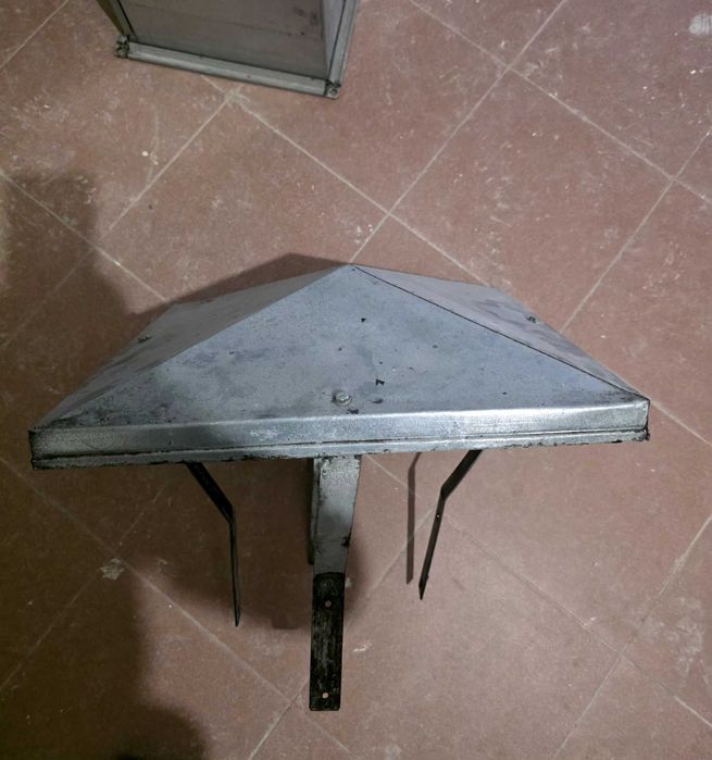 Въздуховод с шапка от неръждаема ламарина