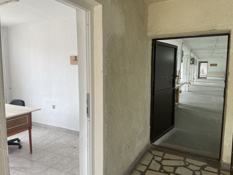 Dau in chirie spatiu comercial