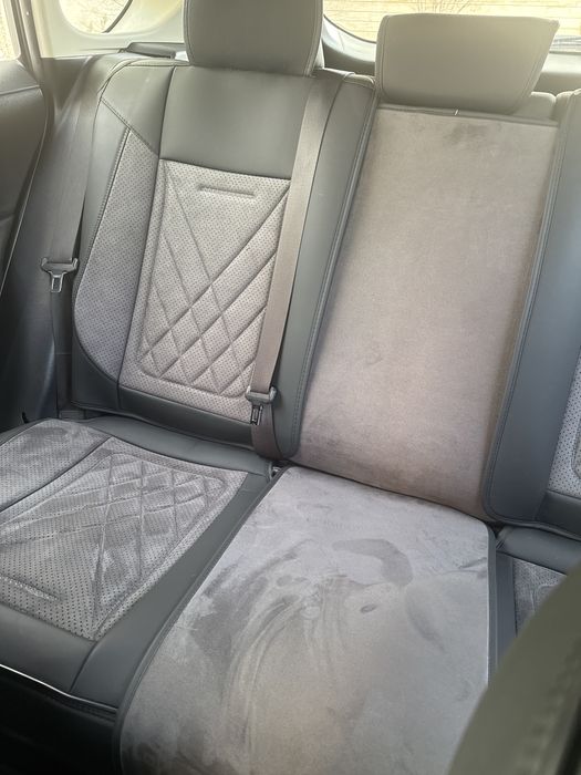 Авто чехол новый камплект уневерсальный….